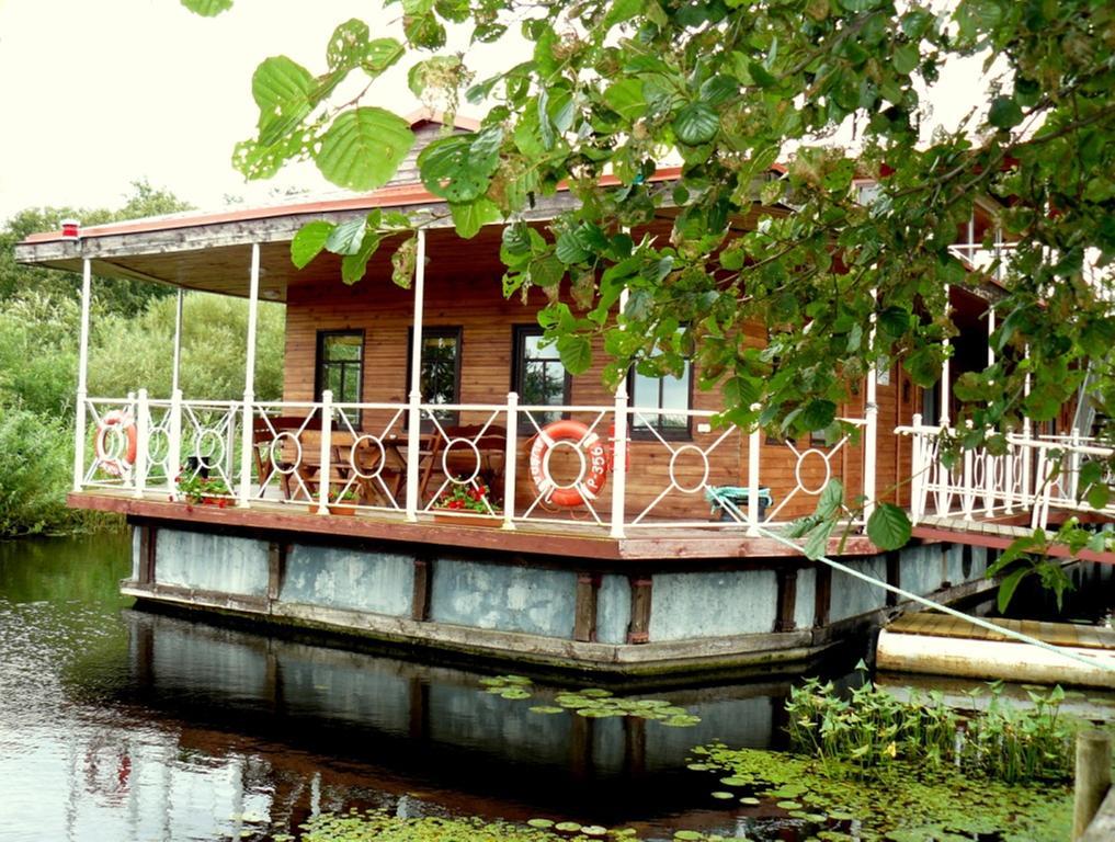 Melynojo Karpio Barza Hotel Kinty Szoba fotó