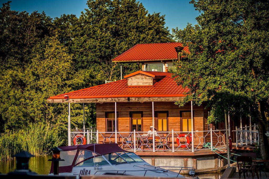 Melynojo Karpio Barza Hotel Kinty Kültér fotó